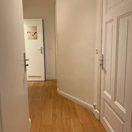 شقة Stilvolle Mit Balkon Perfekt Fuer Staedtetrip لوبيك